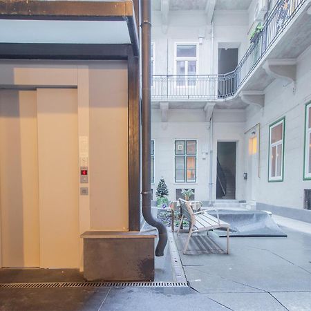 Kalvin 2Bdr Apartment With Ac Budapest Exterior foto